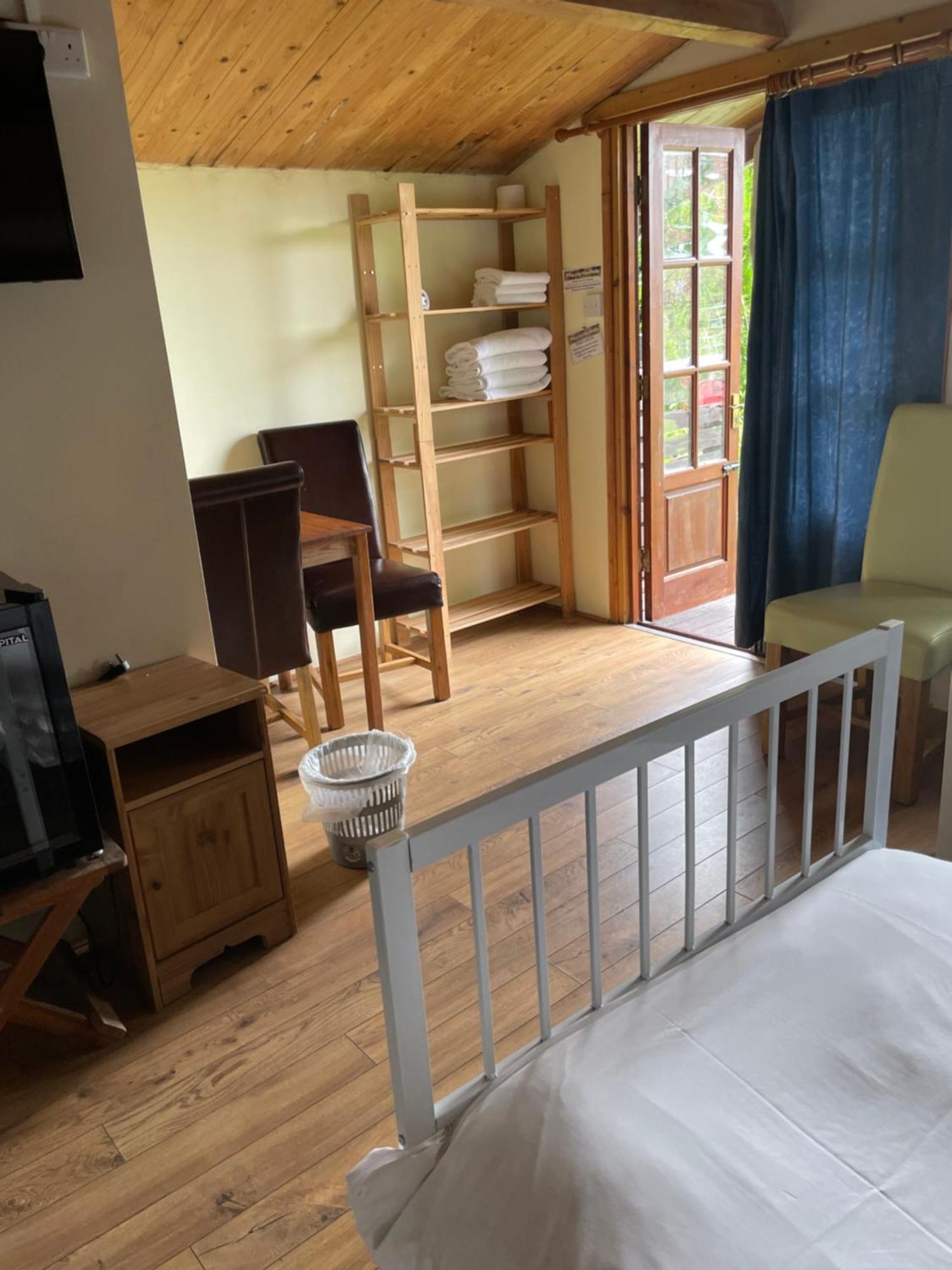 Bridge Farm Guesthouse Rooms Dundry Extérieur photo