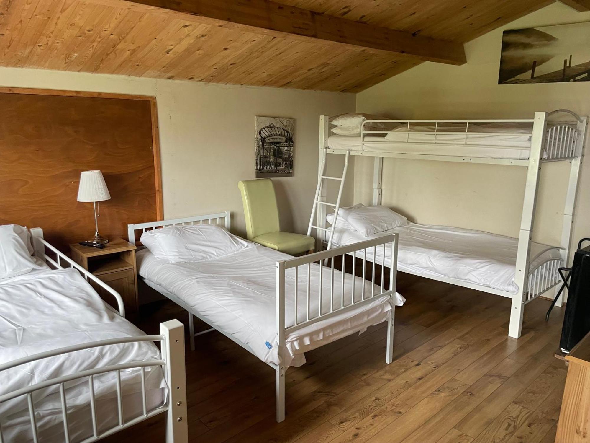 Bridge Farm Guesthouse Rooms Dundry Extérieur photo