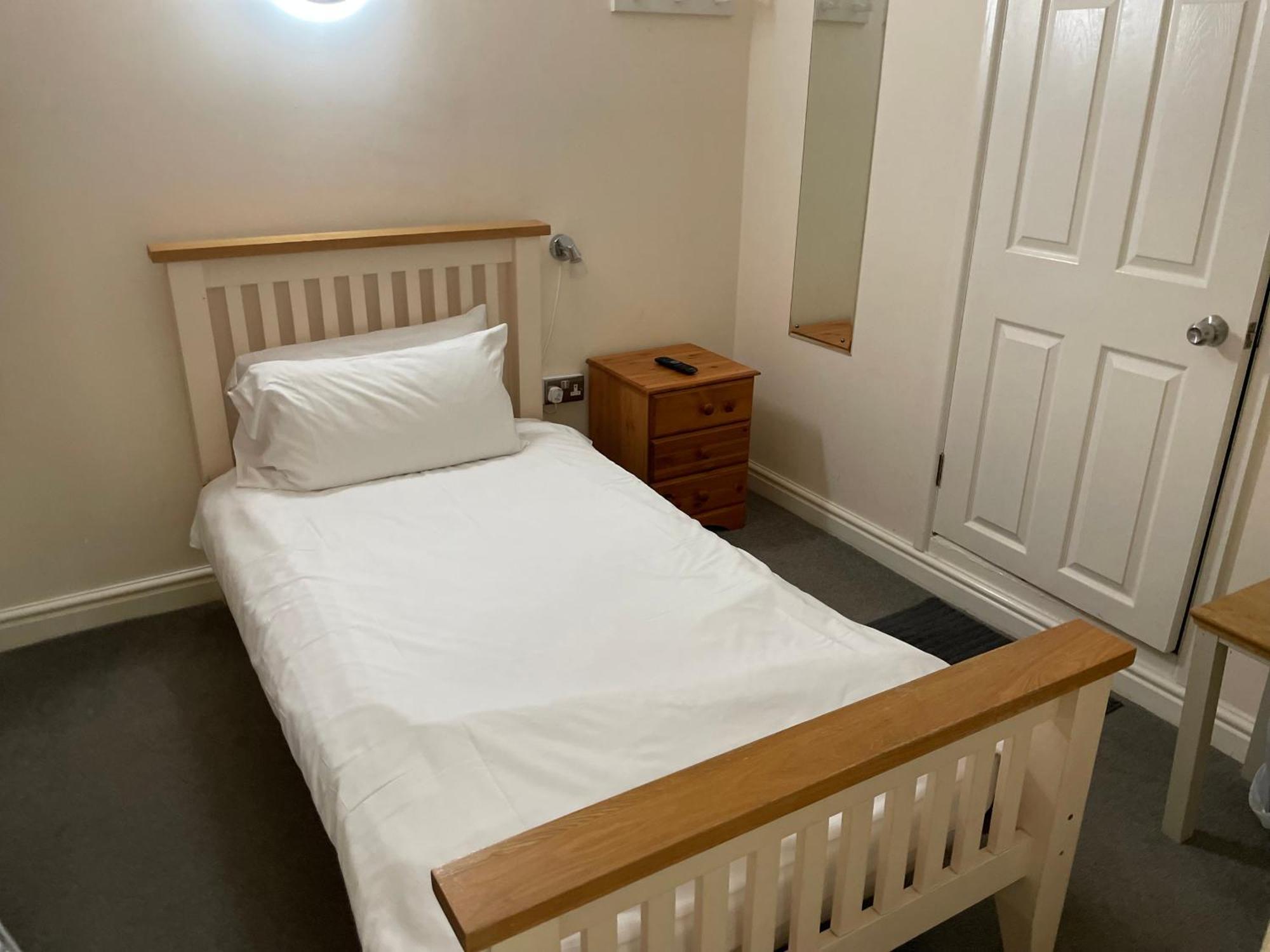 Bridge Farm Guesthouse Rooms Dundry Extérieur photo