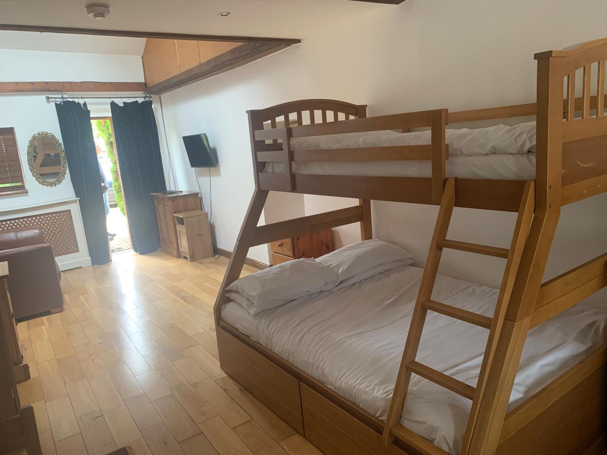 Bridge Farm Guesthouse Rooms Dundry Extérieur photo